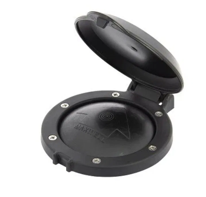 P19006 – MAXWELL Windlass Foot Switch, Foot Switch, Covered, Black. With Black Protective Flip Cover. Waterproof, 200...
